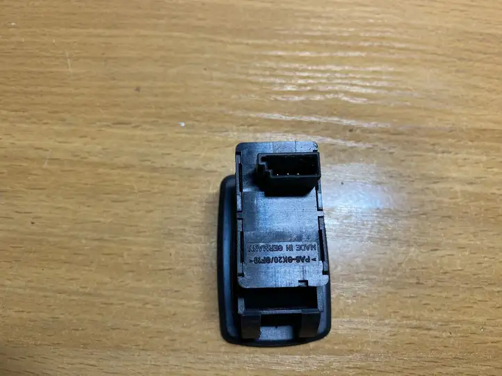 BMW 3 E90 E91 (2005 - 2012) 6945874 Кнопка стеклоподъемников — фото 3