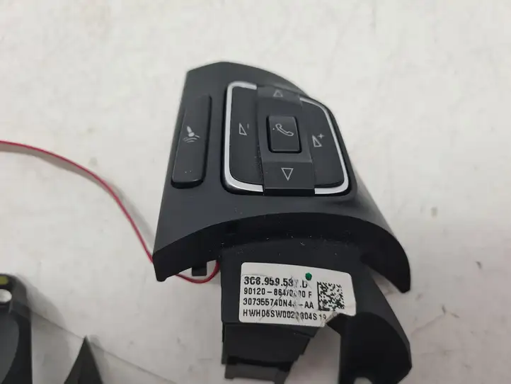 Volkswagen PASSAT B7 (2011 - 2014) 3C6959537D Кнопки на рулевом колесе — фото 4