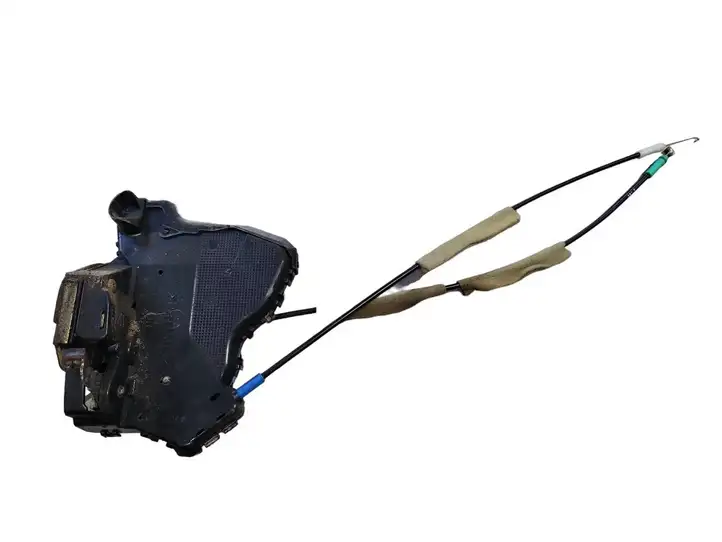 Toyota Corolla Verso AR10 (2004 - 2009) Замок задней двери — фото 2