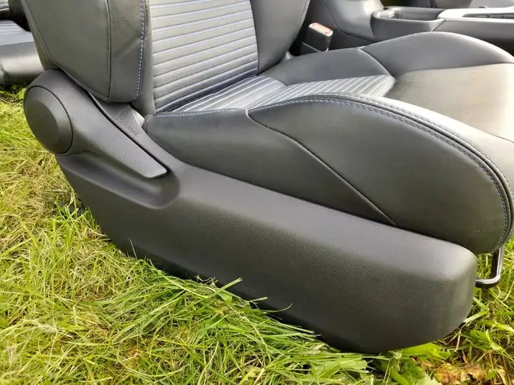 Toyota RAV 4 (XA50) (2018 - ) Комплект отделки дверей — фото 4