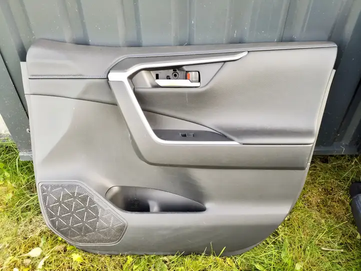 Toyota RAV 4 (XA50) (2018 - ) Комплект отделки дверей — фото 25
