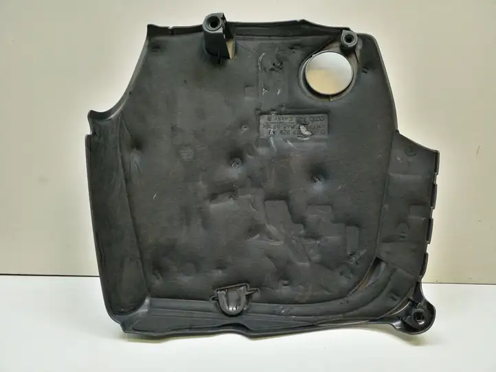 Audi A6 C7 (2011 - 2014) 03L103925AB Крышка двигателя декоративная — фото 2
