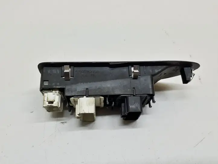 Renault Laguna II (2001 - 2005) 8200018990A Блок кнопок стеклоподъемников — фото 7