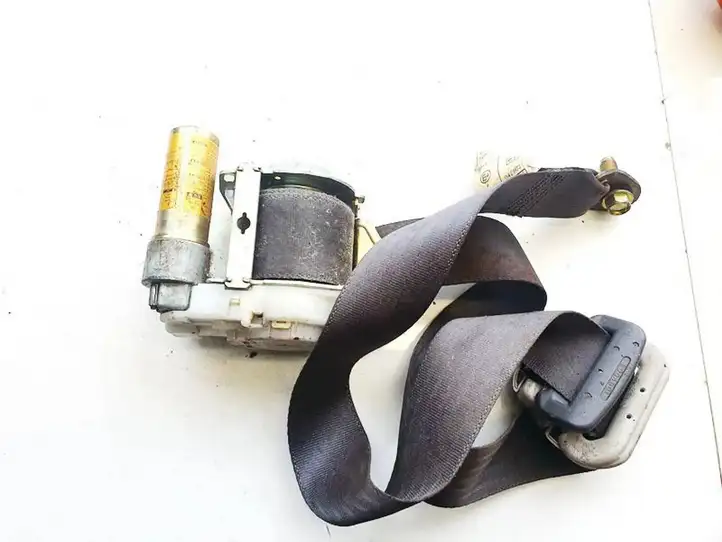 Toyota Yaris Verso (1999 - 2005) d080814 Передний ремень безопасности — фото 3