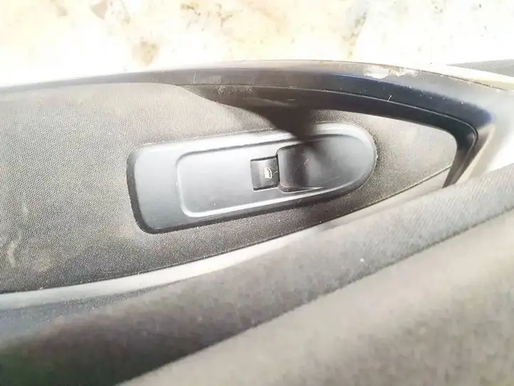 Citroen C5 (2004 - 2008) Кнопка стеклоподъемников — фото 1