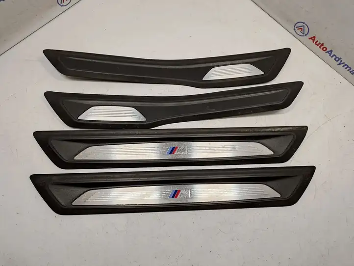 BMW 3 F30 F35 F31 (2012 - 2018) 51478051037 Внутренняя обшивка порога (комплект) — фото 1