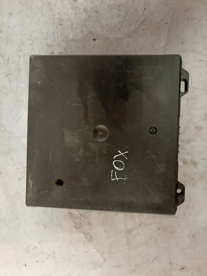 Volkswagen Fox (2005 - 2009) 6Q1937049F Модуль комфорта — фото 8