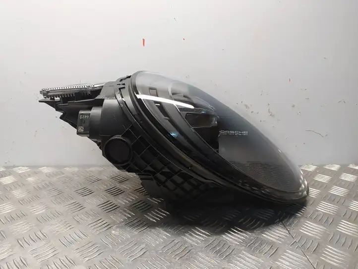 Porsche 911 992 (2019 - ) 9P5941082D Передняя фара — фото 2