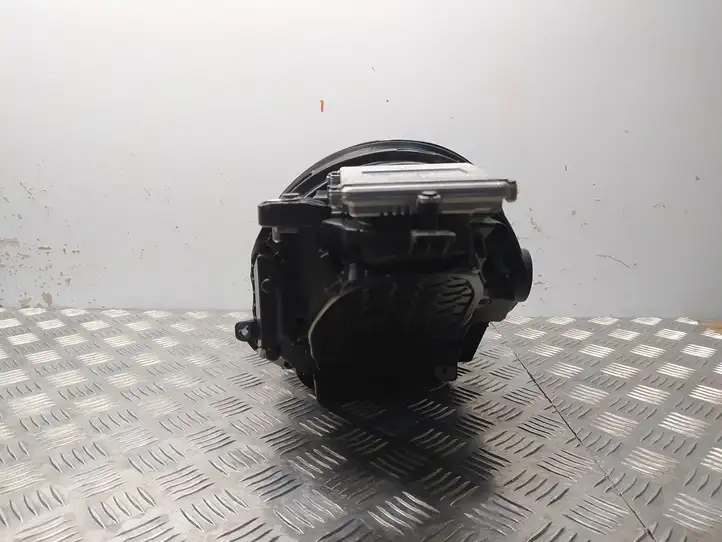 Porsche 911 992 (2019 - ) 9P5941082D Передняя фара — фото 3
