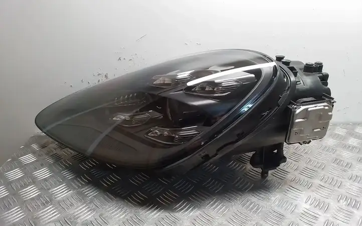 Porsche Cayenne (9Y0 9Y3) (2018 - ) 9Y0941035J Передняя фара — фото 2