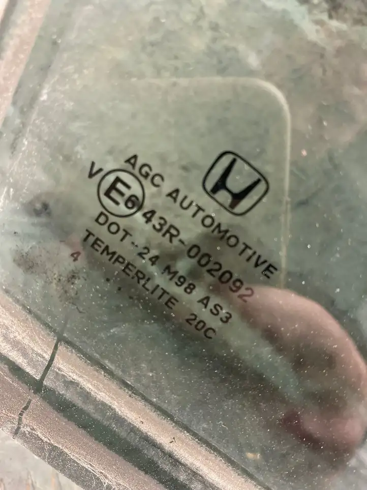 Honda CR-V (2012 - 2016) 43R002092 Стекло задней двери — фото 2