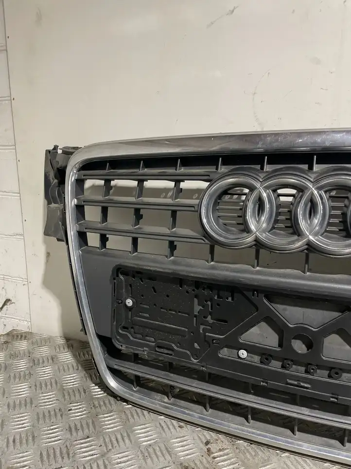 Audi A4 S4 B8 8K (2007 - 2011) 8K0853651 Передняя решетка — фото 7