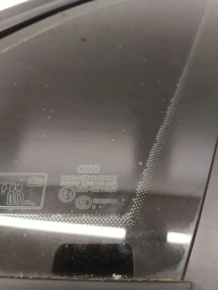 Audi A3/S3 8V (2012 - 2016) 43R001057 Заднее боковое стекло — фото 2