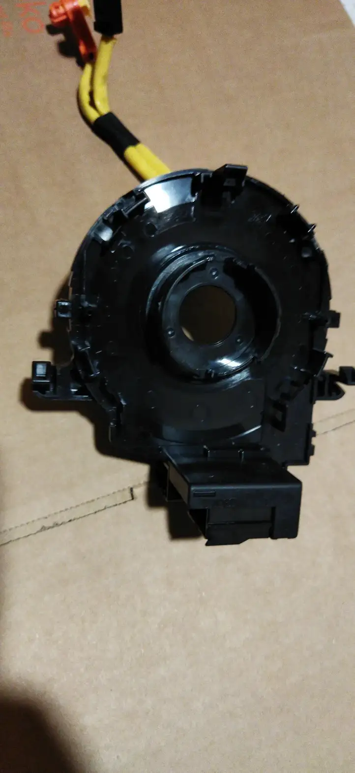 Subaru XV I (2011 - 2018) 83111SG040 Контактное кольцо SRS — фото 3