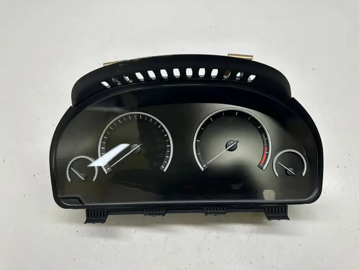 BMW 5 GT F07 (2010 - 2017) 924957601 Спидометр — фото 1