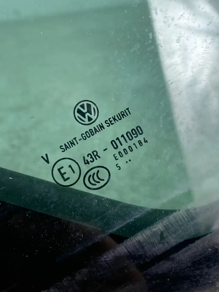 Volkswagen PASSAT B8 (2015 - ) 3G5845214 Форточка двери — фото 5