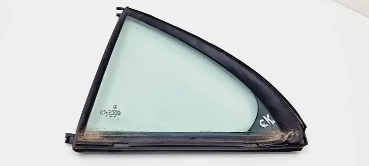 Mercedes-Benz C W203 (2000 - 2007) 2037300155 Форточка двери — фото 1