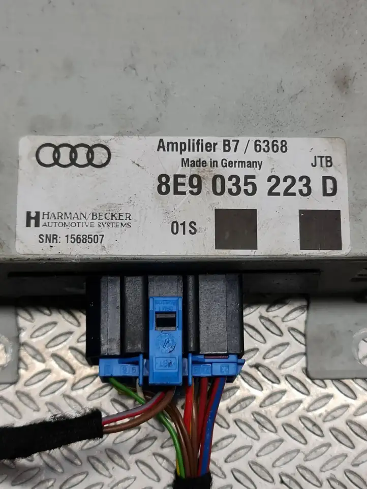 Audi A4 S4 B7 8E 8H (2004 - 2009) 8E9035223D Усилитель звука — фото 5