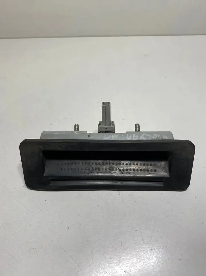 Opel Vectra C (2005 - 2009) 4694192822 Кнопка закрытия крышки багажника — фото 1