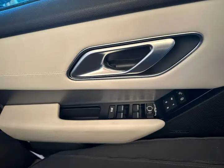 Land Rover Range Rover Velar (2017 - ) Комплект отделки дверей — фото 6