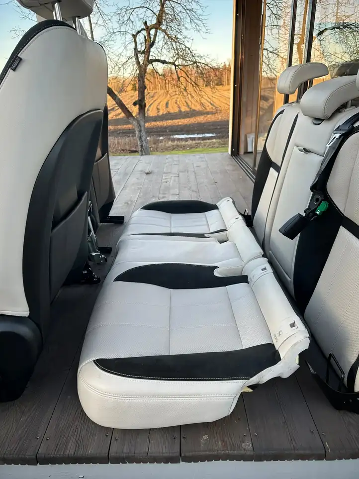 Land Rover Range Rover Velar (2017 - ) Комплект отделки дверей — фото 23