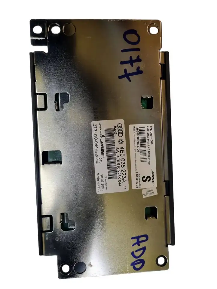 Audi A8 S8 D3 4E (2007 - 2010) 4E0035223A Усилитель звука — фото 3
