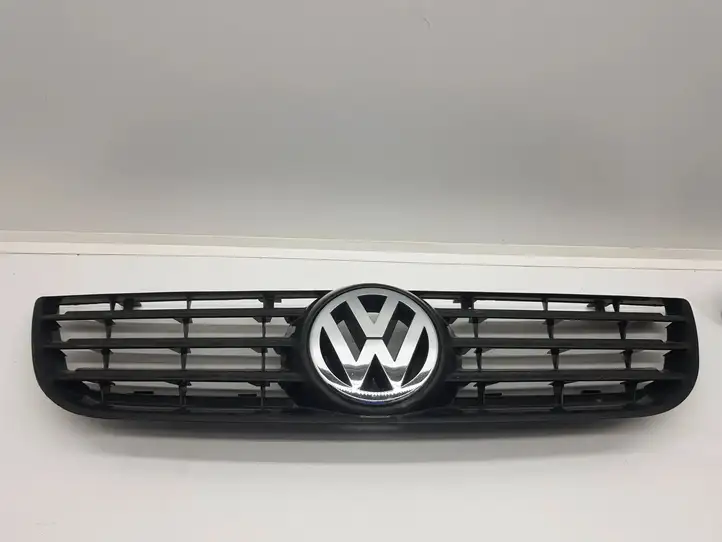 Volkswagen Polo (2001 - 2005) 1T0853601 Передняя решетка — фото 1