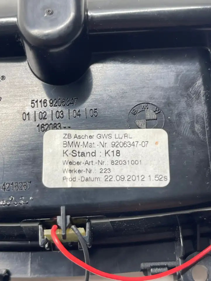 BMW 5 F10 F11 (2009 - 2016) 9206347 Пепельница — фото 3