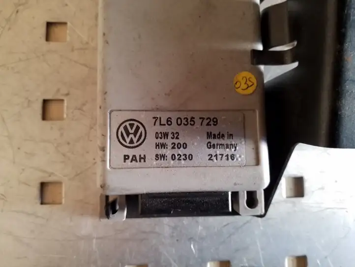 Volkswagen Touareg I (2002 - 2010) 7L6035729 Блок GSM — фото 2