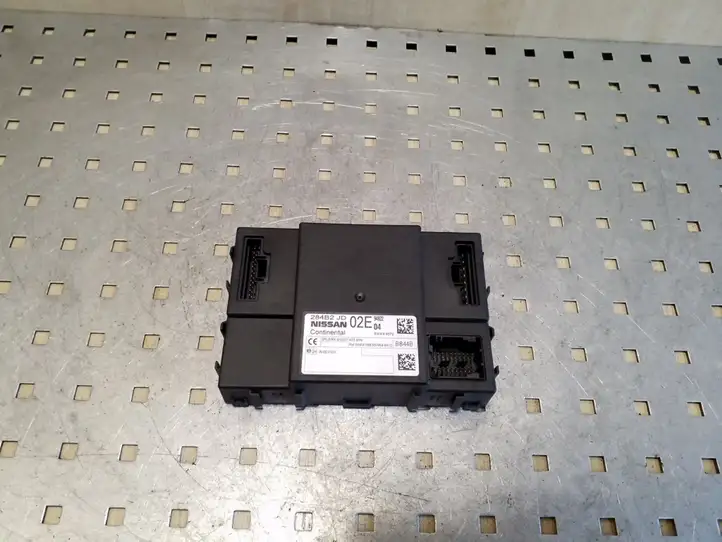 Nissan Qashqai (2010 - 2013) 284B2JD02E Модуль комфорта — фото 1