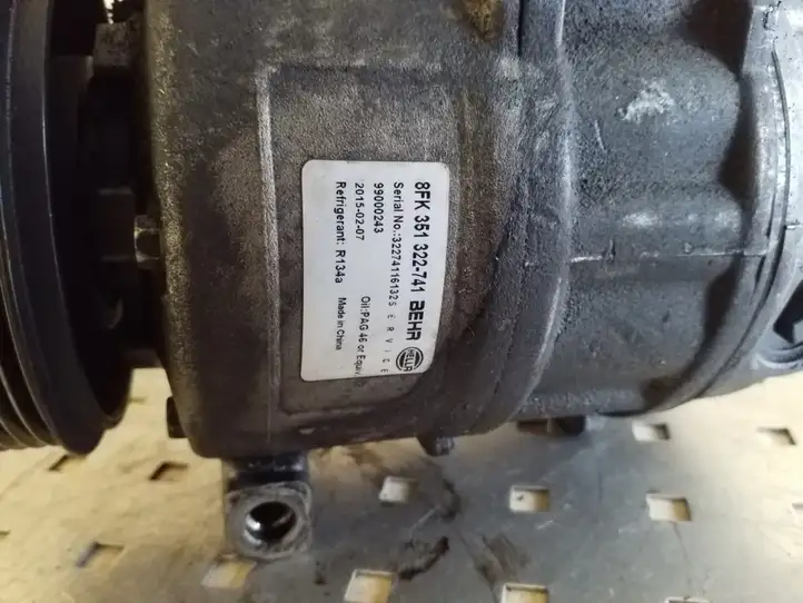 Volkswagen PASSAT B7 (2011 - 2014) 8FK351322741 Компрессор (насос) кондиционера воздуха — фото 2