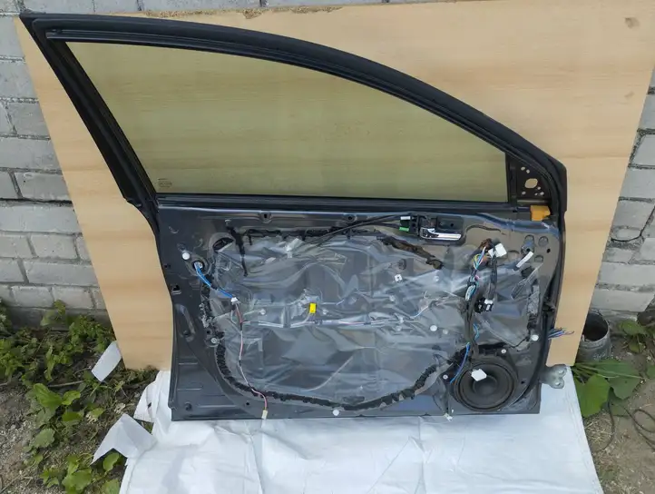Toyota Avensis T250 (2006 - 2009) Дверь — фото 7