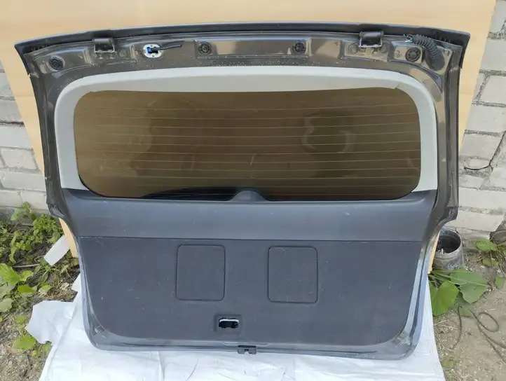 Toyota Avensis T250 (2006 - 2009) Крышка багажника — фото 12