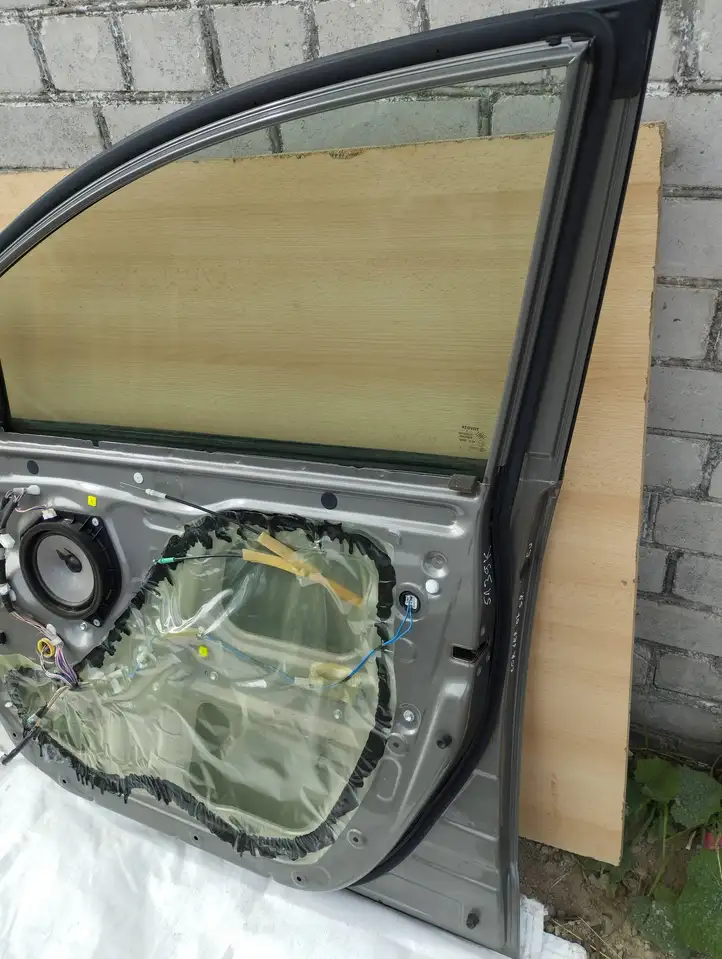 Toyota Corolla Verso E121 (2004 - 2007) Дверь — фото 3