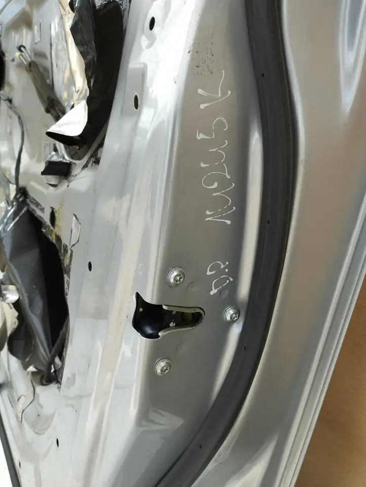 Chevrolet Captiva (2006 - 2011) Дверь — фото 13