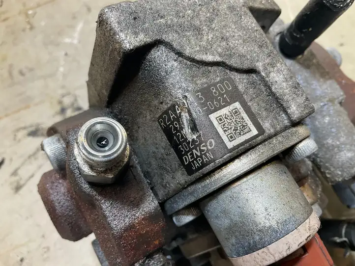 Mazda 6 (2012 - 2015) 2940000621 Топливный насос — фото 2