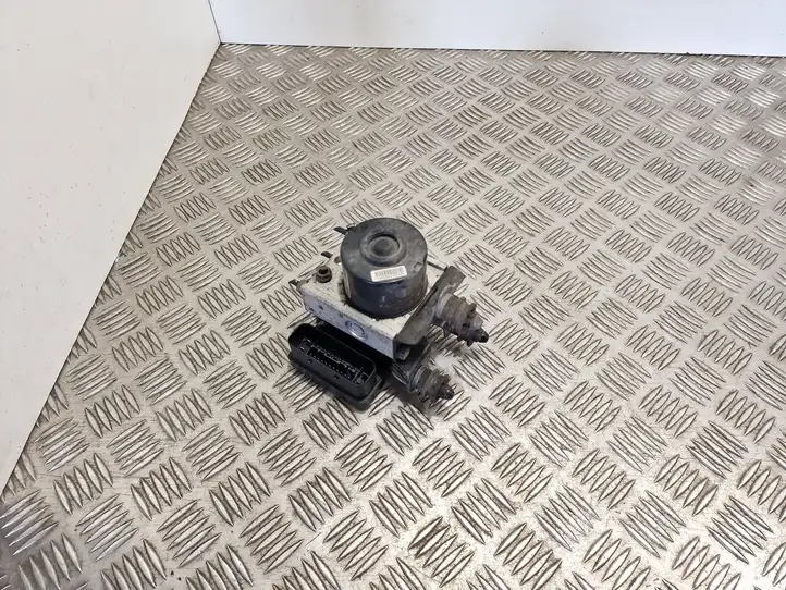 Volkswagen Caddy (2004 - 2010)  1K0907379P Блок ABS