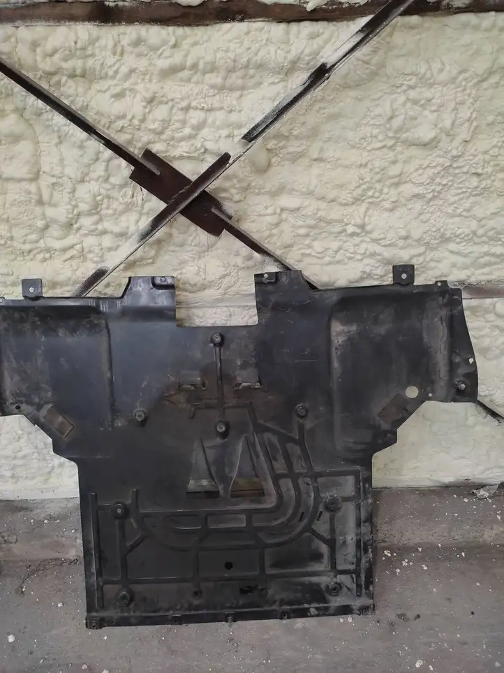 Ferrari California F149 (2008 - 2014) 083948900 Защита днища передней части — фото 7