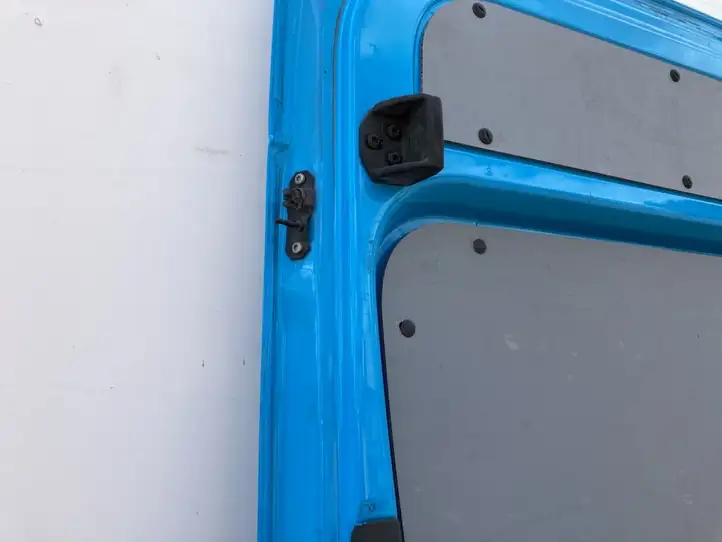 Mercedes-Benz Sprinter W906 (2006 - 2018) 9067307205 Боковая раздвижная дверь — фото 5