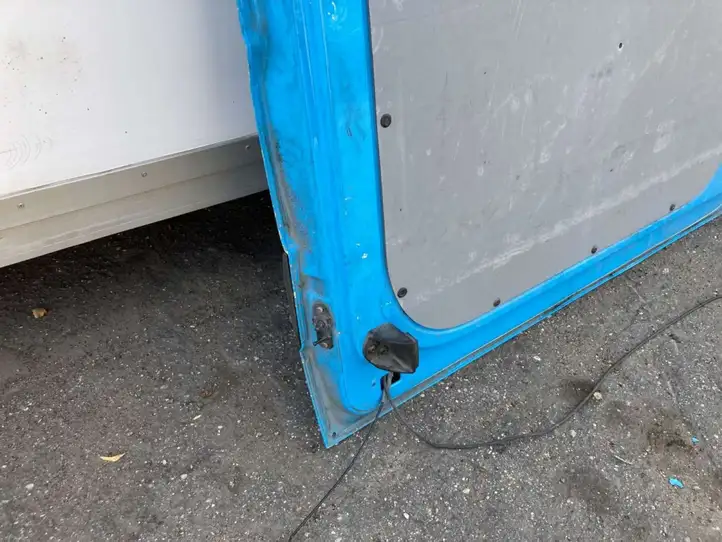 Mercedes-Benz Sprinter W906 (2006 - 2018) 9067307205 Боковая раздвижная дверь — фото 6