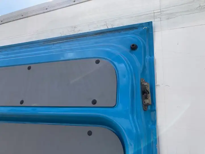 Mercedes-Benz Sprinter W906 (2006 - 2018) 9067307205 Боковая раздвижная дверь — фото 7