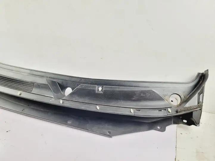 Nissan Pathfinder R52 (2013 - 2016) 668629PA0A Накладка стоек лобового стекла — фото 5