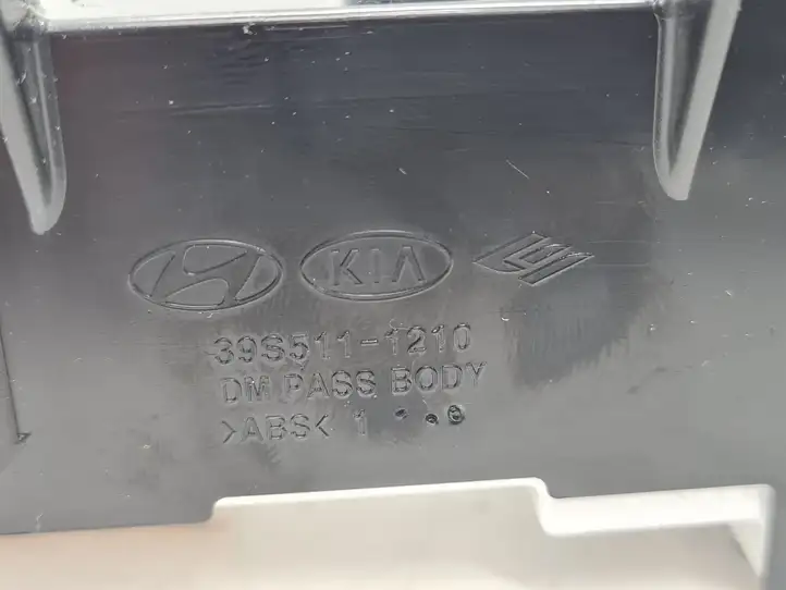 Hyundai Santa Fe (2012 - 2015) 935752W510 Блок кнопок стеклоподъемников — фото 4
