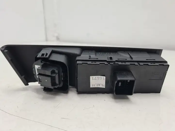 Volkswagen PASSAT B7 (2011 - 2014) 1K4959857B Кнопка стеклоподъемников — фото 2