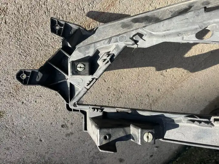 Seat Leon (5F) (2012 - 2019) 5F0807349 Кронштейн противотуманной фары — фото 3