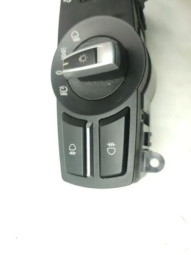 BMW 5 GT F07 (2010 - 2017) 9192744 Включатель фонарей — фото 2