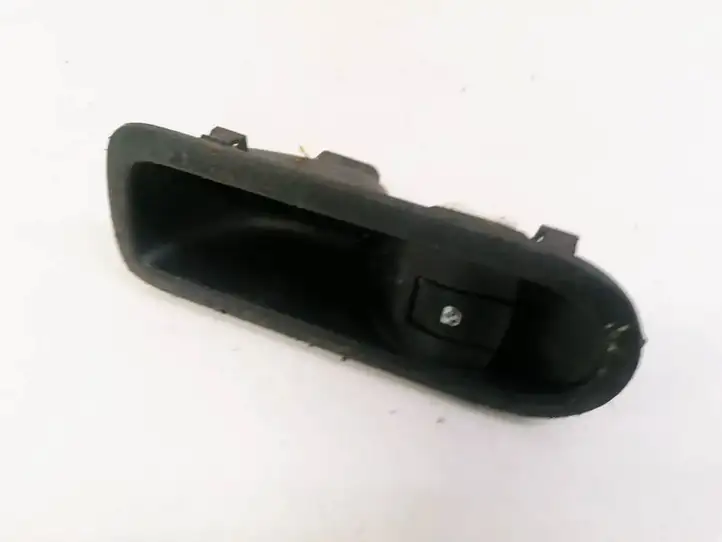 Renault Megane II (2002 - 2005) 025330 Кнопка стеклоподъемников — фото 1