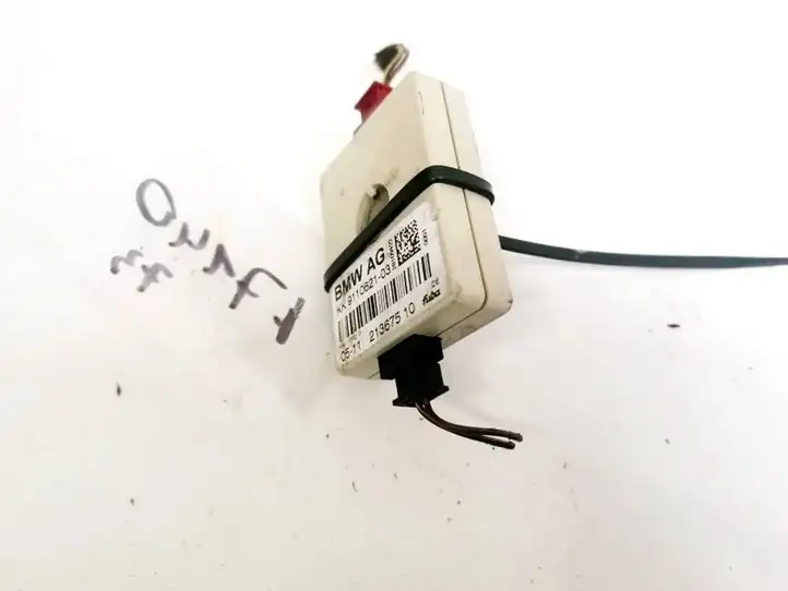 BMW 3 E90 E91 (2005 - 2012) 911062103 Блок управления антеннами — фото 3