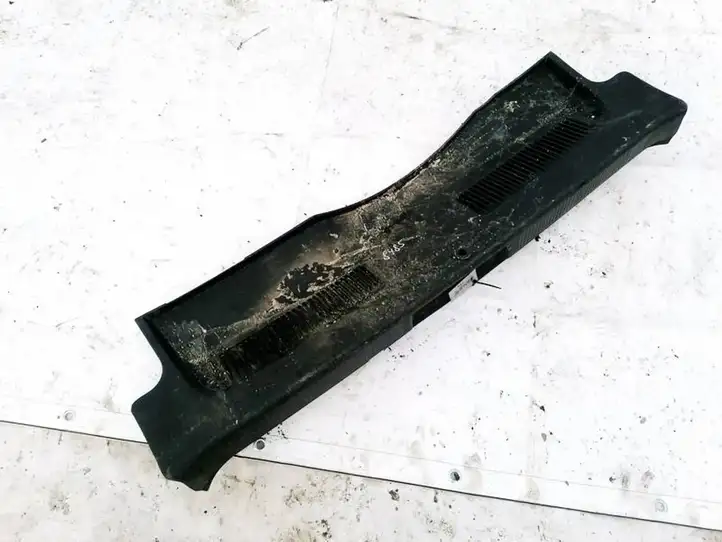 Fiat Grande Punto (2005 - 2014) 735335686 Прочая отделка багажника — фото 1