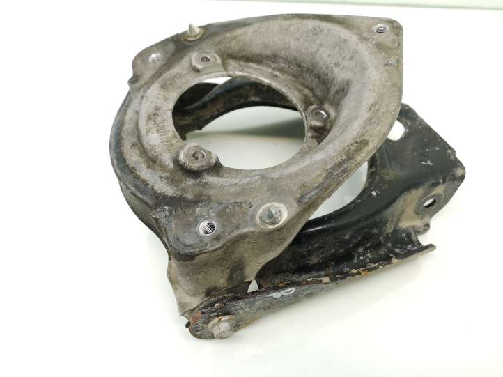 Citroen C6 (2005 - 2012)  964470378C Рычаг в форме «U»